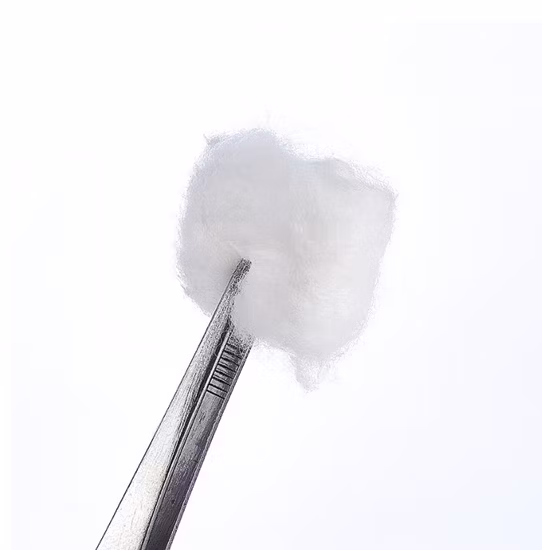 Bola de algodão estéril medicinal altamente absorvente feita de 100% algodão natural